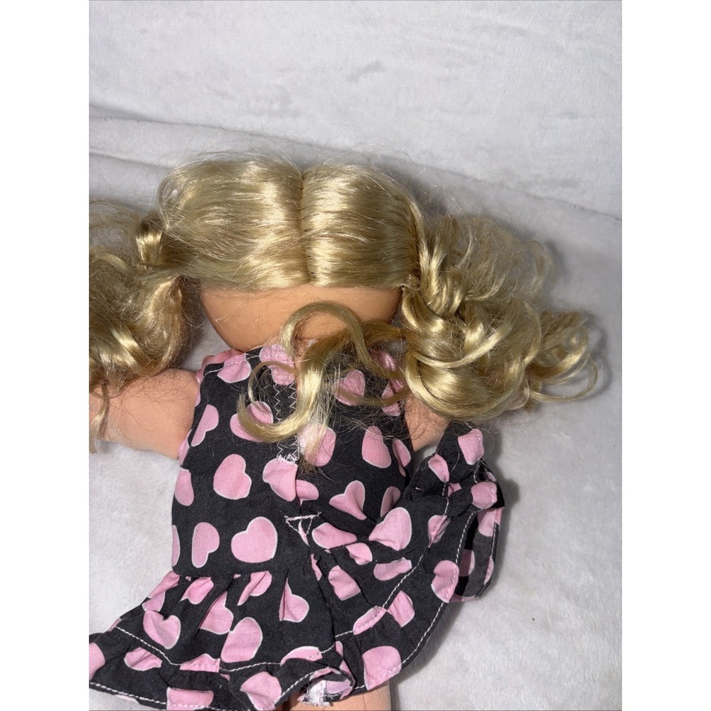 2011 Cabbage Patch Kids Doll Performer Layla Annie Pink Heart Dress Blonde 14" - Picture 6 of 12